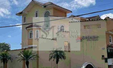 SUITE SEMI AMOBLADA en Conjunto Privado con parqueadero