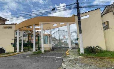 SUITE SEMI AMOBLADA en Conjunto Privado con parqueadero