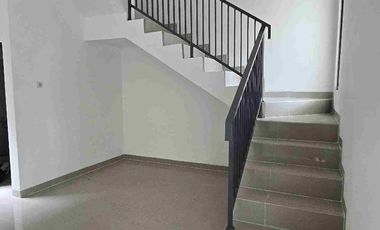 Dijual Murah Rumah Baru 2Lantai dekat dengan Grand Galaxy Bekasi