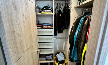 ARRIENDO APARTAMENTO 2 HABITACIONES LOMA DE LAS BRUJAS