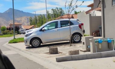 Brown Propiedades vende linda casa en el condominio Aires de Buin