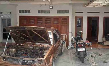 Dijual Rumah dan kosan Setiabudi Bandung