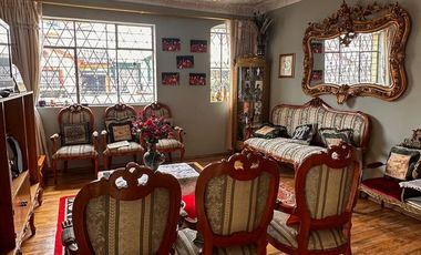 Vendo casa de 1 planta con 4 dormitorios, Sector La Magdalena