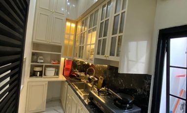 Rumah Mewah Di Town house Sriwijaya, Lebak murni, Palembang