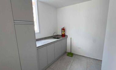 RENTO DEPARTAMENTO 2 DORMITORIOS, SECTOR GONZALEZ SUÁREZ, CALLE LOS MUROS