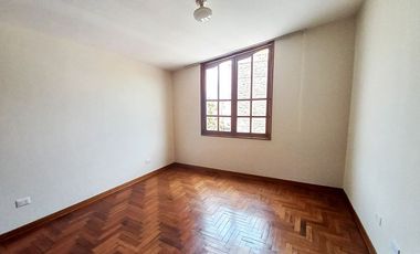 Dúplex moderno en Mayorazgo, Ate