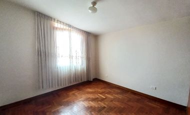 Dúplex moderno en Mayorazgo, Ate