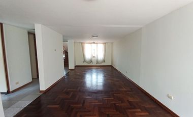 Dúplex moderno en Mayorazgo, Ate