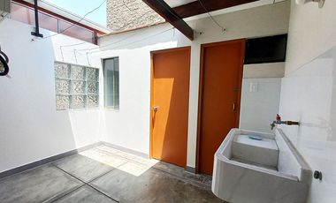 Dúplex moderno en Mayorazgo, Ate