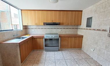 Dúplex moderno en Mayorazgo, Ate