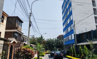 Dúplex moderno en Mayorazgo, Ate