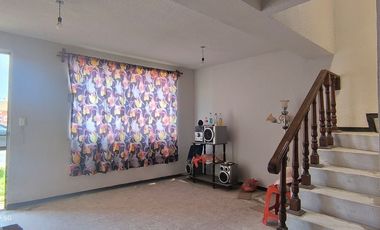 Casa en renta – Fraccionamiento Las Américas, Ecatepec, 3 recamaras y 1 baño.