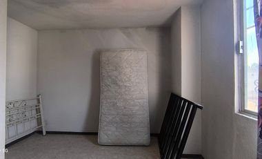 Casa en renta – Fraccionamiento Las Américas, Ecatepec, 3 recamaras y 1 baño.