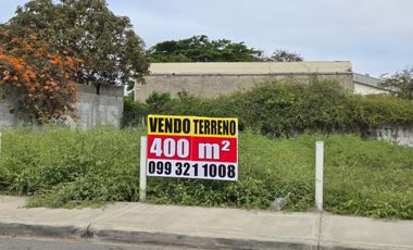 Venta de Terreno de 400 m² Residencial o Comercial - Salinas, Santa Elena, Av Carlos Espinoza