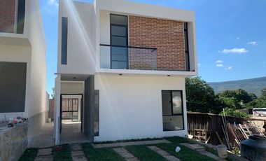 CASA EN VENTA PRIVADA LOS AGUACATES A 300 METROS DE LA ENTRADA DE CHIAPA DE CORZO