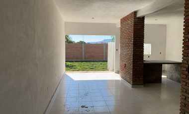 CASA EN VENTA PRIVADA LOS AGUACATES A 300 METROS DE LA ENTRADA DE CHIAPA DE CORZO