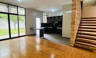 Esta casa es para una familia que valora la tranquilidad por encima de todo, pero sin renunciar a la ciudad.