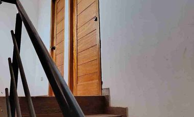 Esta casa es para una familia que valora la tranquilidad por encima de todo, pero sin renunciar a la ciudad.