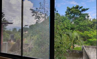 Esta casa es para una familia que valora la tranquilidad por encima de todo, pero sin renunciar a la ciudad.