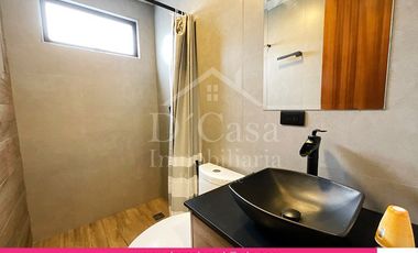 (C-448) Vendo Casa en Cuenca Sector Chaullabamba  3 dormitorios,  jacuzzi 3 Garaje, Bodega.