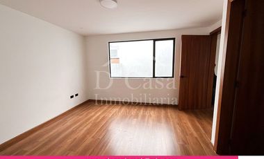 (C-448) Vendo Casa en Cuenca Sector Chaullabamba  3 dormitorios,  jacuzzi 3 Garaje, Bodega.