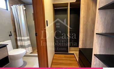 (C-448) Vendo Casa en Cuenca Sector Chaullabamba  3 dormitorios,  jacuzzi 3 Garaje, Bodega.