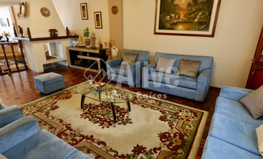 Casa independiente de venta en Monjas, sector Jardín del Valle