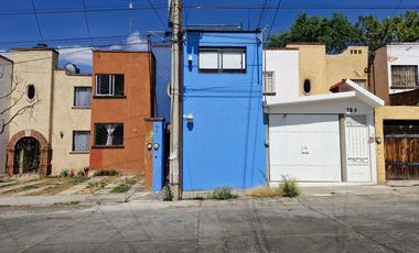 ESPECTACULAR CASA EN VENTA A VALOR DE OPORTUNIDAD, CERCA DE CENTROS COMERCIALES
