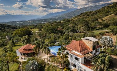 ALQUILO FINCA LA TURQUESA INF AL3005558404 UBICADA EN ANAPOIMA