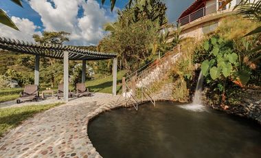 ALQUILO FINCA LA TURQUESA INF AL3005558404 UBICADA EN ANAPOIMA