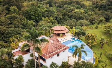 ALQUILO FINCA LA TURQUESA INF AL3005558404 UBICADA EN ANAPOIMA