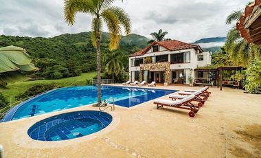 ALQUILO FINCA LA TURQUESA INF AL3005558404 UBICADA EN ANAPOIMA