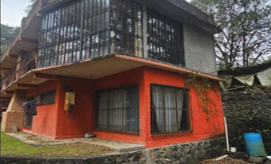 ¡¡HERMOSA Y AMPLIA CASA EN UNA DE LAS MEJORES ZONAS DE HUITZILAC MORELOS!!