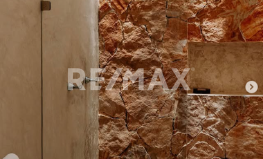 CASA EN VENTA EN CENTRO, 385M2