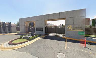 ¡¡GRAN OPORTUNIDAD DE ADQUIRIR O INVERTIR EN ESTA HERMOSA CASA DE REMATE BANCARIO EN BONITO FRACCIONAMIENTO!!, (SOLO CON RECURSOS PROPIOS).