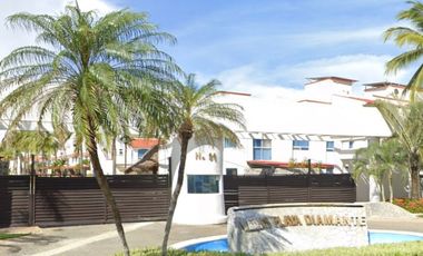 Casa En Venta En Costera de las Palmas Granjas del Marqués Acapulco de Juárez Guerrero