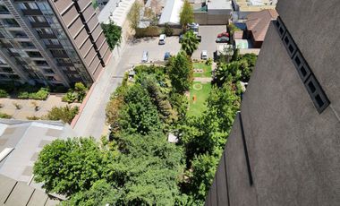 Arriendo departamento en Santiago Centro, amoblado y con estacionamiento