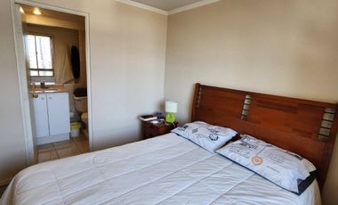 Arriendo departamento en Santiago Centro, amoblado y con estacionamiento