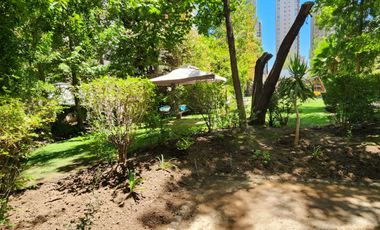 Arriendo departamento en Santiago Centro, amoblado y con estacionamiento