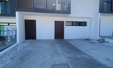 CASA NUEVA PROTIPO CYCA EN VENTA FRACCIONAMIENTO PRIVADO CIRANTA TRES MARIAS