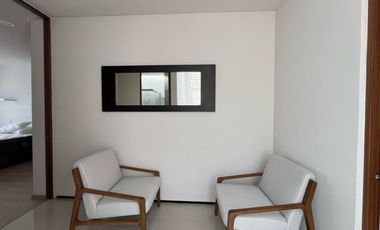 Casa amueblada en Renta en Altozano, Morelia! De 3 niveles Exclusivo fracc. privado, arbolado y con vigilancia 24/7. Disfruta de una vista panorámica
