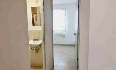 Casa dos recámaras con alberca pasa el transporte en la puerta