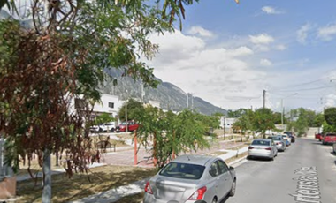 ¡¡Atención Inversionistas!! Venta de Casa en Remate Bancario, Col. Fraccionamiento misión de santa Catarina, Nuevo Leon