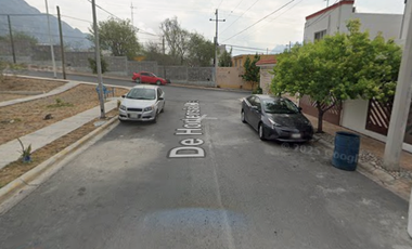 ¡¡Atención Inversionistas!! Venta de Casa en Remate Bancario, Col. Fraccionamiento misión de santa Catarina, Nuevo Leon