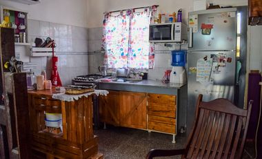 Casa a la venta de dos habitaciones, en Casilda, Santa Fé.