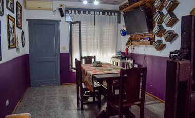 Casa a la venta de dos habitaciones, en Casilda, Santa Fé.
