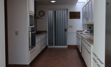 Casa en venta. Bosques de las Lomas