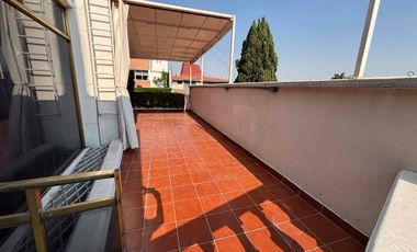 Cerca del Colegio Irlandés, Tecamachalco, Herradura e Interlomas. Calle cerrada.