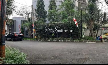 Jual rumah siap huni di Istana regency Sudirman bandung