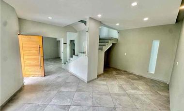 CASA SOLA EN RENTA EXCELENTE UBICACIÓN ALBERCA Jiutepec